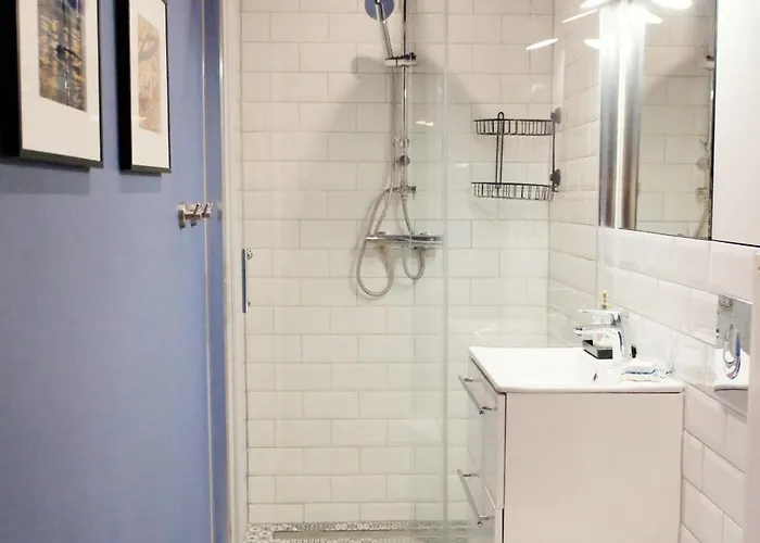 Sopot, 2 Bedrooms, 15 Min To The *